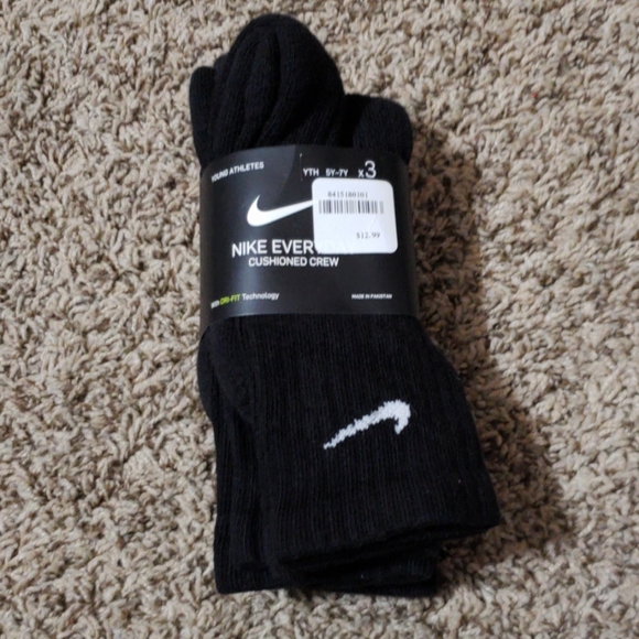 tall nike socks womens